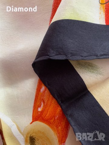 Louis Vuitton vintage scarf оригинален шал, снимка 6 - Шалове - 33119707