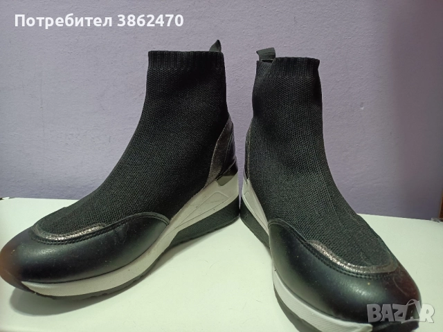 Спортно елегантни, снимка 2 - Дамски боти - 51985247