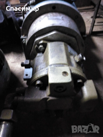 Ел двигател с хидравлична помпа , снимка 6 - Електродвигатели - 52814544