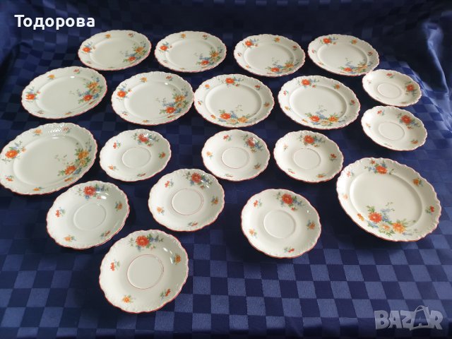 Старинни порцеланови барокови чинии с червен кант  -Schumann - Бавария 