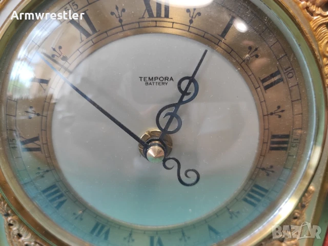 Стар Английски Часовник , снимка 2 - Антикварни и старинни предмети - 50829477