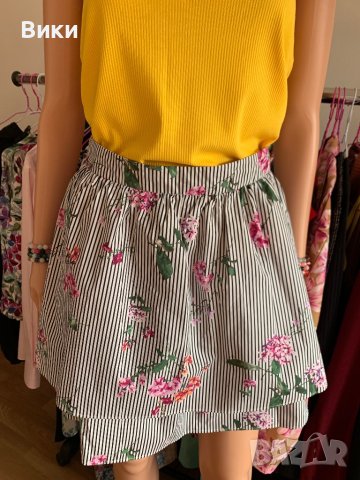 Много красива пола в размер XS, снимка 3 - Поли - 40745308