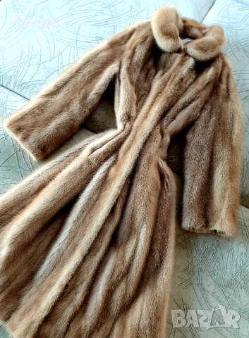 манто от норка / визон Италия М, снимка 7 - Палта, манта - 52427851
