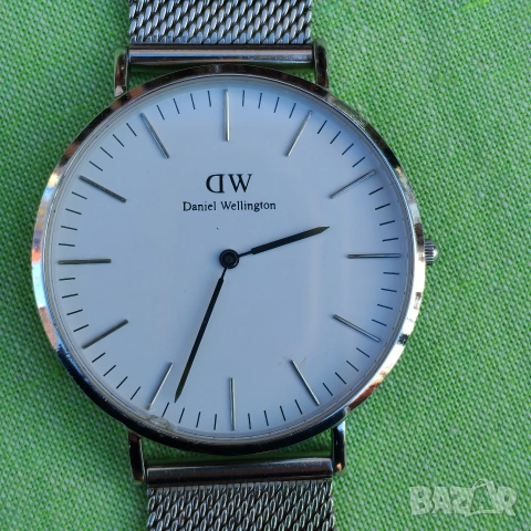 Мъжки дизайнерски часовник Daniel Wellington. 