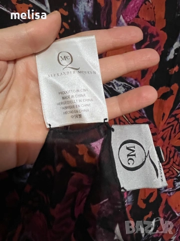 Alexander McQueen   Огромен шал    Оригинал    , снимка 4 - Шалове - 53392508