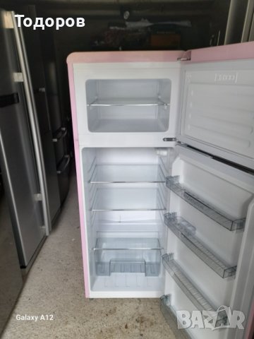 Розов Ретро хладилник с горен фризер Wolkenstein GK212 4RT SP, снимка 2 - Хладилници - 43216389