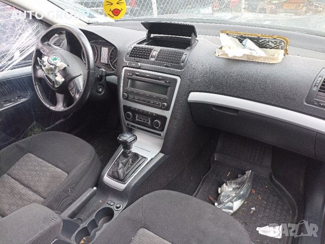 Шкода Октавия 2 / Skoda Octavia - на части, снимка 4 - Автомобили и джипове - 37289405