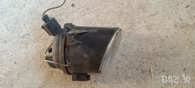 Ляв халоген за VW Polo IV (9N) 2001-2005, снимка 2 - Части - 52677492