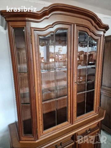 Масивна Витрина-внос от Германия!, снимка 3 - Секции и витрини - 50639303