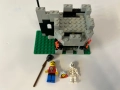 Lego Castle 6036 Skeleton Surprise, снимка 5