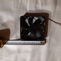 Продавам вентилатор DC BRUSHLESS FAN 12 V 0.18 A, снимка 2 - Други - 39885205