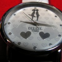 Часовник DIESEL TIME с любовна скала., снимка 8 - Дамски - 38988851