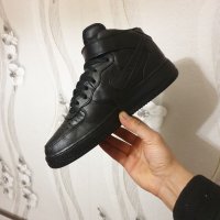 Оригинални кецове / маратонки  NIKE AIR FORCE 1 MID '07  номер 42-42,5, снимка 14 - Кецове - 39711829