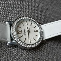 Дамски луксозен часовник Chopard , снимка 2 - Дамски - 32237400