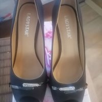 Продавам елегантни дамски обувки , снимка 9 - Дамски елегантни обувки - 37240296