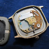 часовник Чайка, снимка 3 - Антикварни и старинни предмети - 32599945