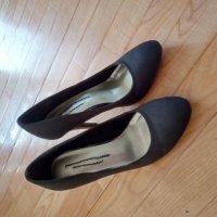 Дамски обувки на ток, 35 н, снимка 1 - Дамски обувки на ток - 40562499