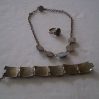 комплект възрожденски тип - гривна , нагръден накит и пръстен от бронз, снимка 4 - Антикварни и старинни предмети - 37332193