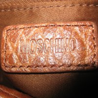 Moschino оригинална дамска чанта, снимка 11 - Чанти - 40241949