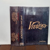  Pearl Jam – Vitalogy, снимка 3 - Аудио касети - 32290024
