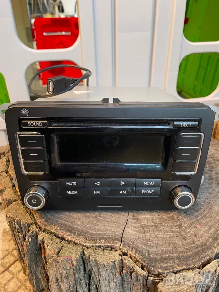 Радио Голф 5 не работещо , снимка 1