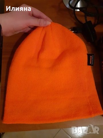 Оранжева шапка, снимка 1