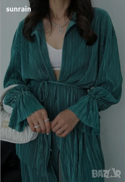 плисиран комплект от две части, снимка 1