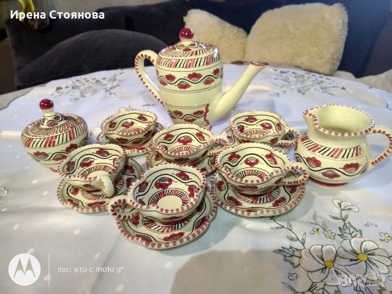 Италиански ръчно рисуван керамичен сервиз за кафе S.C.O Orvieto Italy. Интересен разчупен дизайн., снимка 1