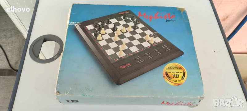 Електронен шах Mephisto Junior, снимка 1