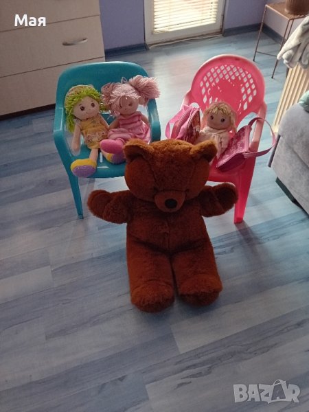Лот от кукли, чанти, голям мечо и столчета, снимка 1