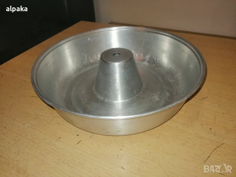 Продавам алуминиева форма за кекс с чашка, снимка 1