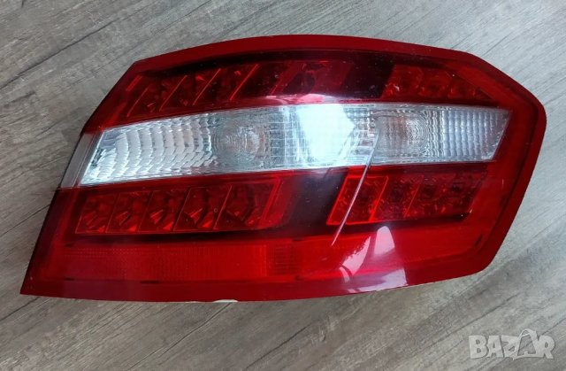 десен стоп Mercedes E212- 2129066701, снимка 7 - Аксесоари и консумативи - 47602431