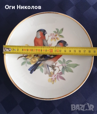 Порцеланова колекционерска чиния за стена Kahla, снимка 3 - Чинии - 51553115