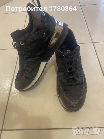 Louis Vuitton маратонки 