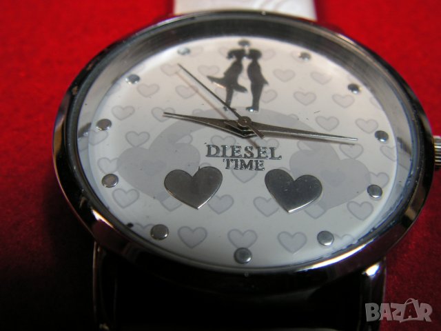 Часовник DIESEL TIME с любовна скала., снимка 8 - Дамски - 38988851