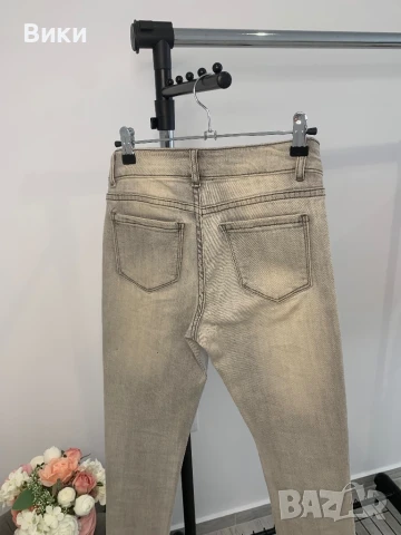 Дънки с камъни в размер XS, снимка 15 - Дънки - 51096045