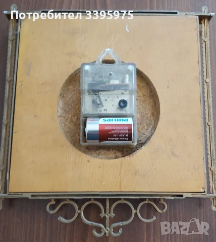 Стенен часовник ”Янтар” електронно-механичен 1975 г. СССР, снимка 5 - Антикварни и старинни предмети - 51358718