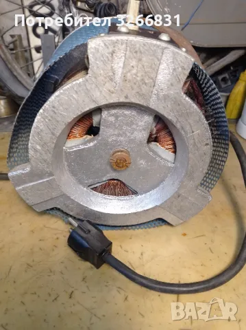 Автотрансформатор регулируем АТР 2  220/250 V 10 A, снимка 3 - Други инструменти - 49648507