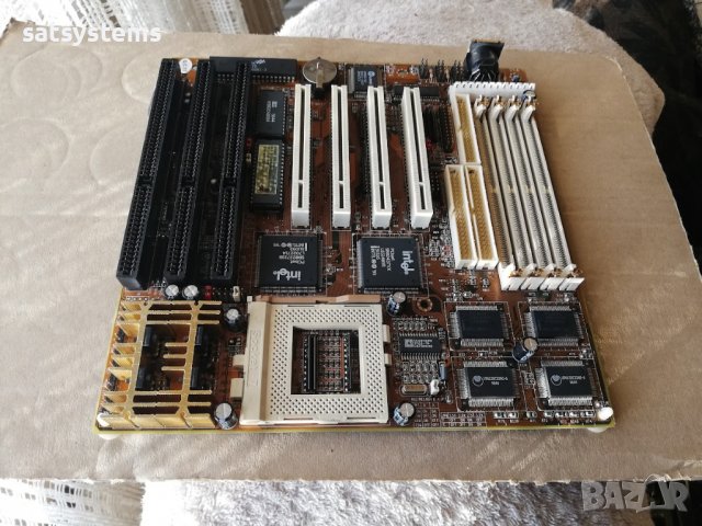 Дънна платка Intel PCIset SB82437VX SB82371SB V1.4 Socket 7, снимка 6 - Дънни платки - 36726154