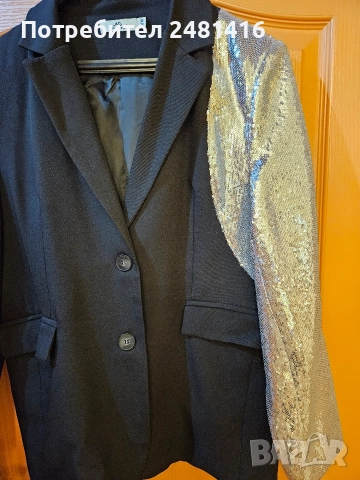 Дамско сако с паети 