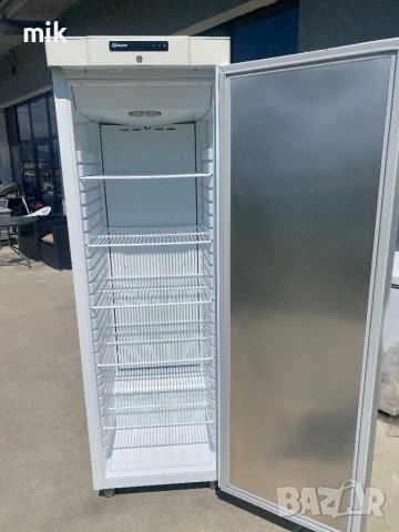Професионален хладилник Gram 188 см 3 броя, снимка 10 - Обзавеждане на кухня - 40289853