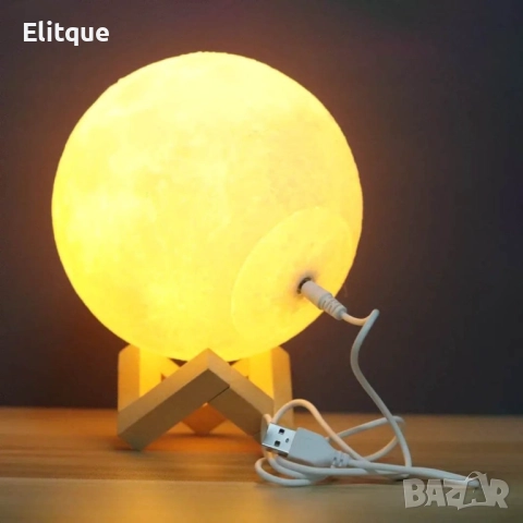 ДУБЛИРАНО Лампа  във формата на Луна с LED светлина и дървена поставка, снимка 3 - Други стоки за дома - 52716383