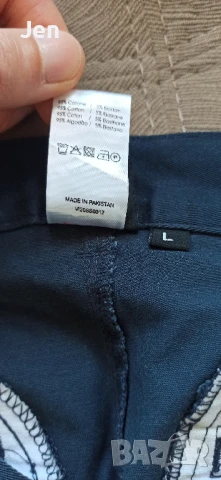 Оригинални къси панталони Versace, р-р L, снимка 5 - Къси панталони - 51079247