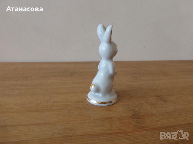 Украинска порцеланова фигура Бяло зайче статуетка, снимка 3 - Статуетки - 43690420