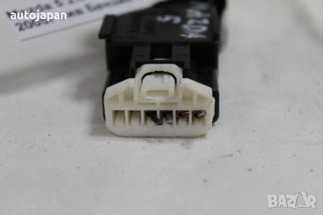 Бутон аварийни светлини Мазда 5 2.0 146кс 05г Mazda 5 2.0 146hp 2005, снимка 4 - Части - 43499636