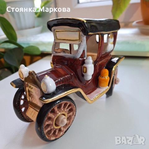 Авторски ретро автомобил-порцелан, снимка 2 - Колекции - 52996970