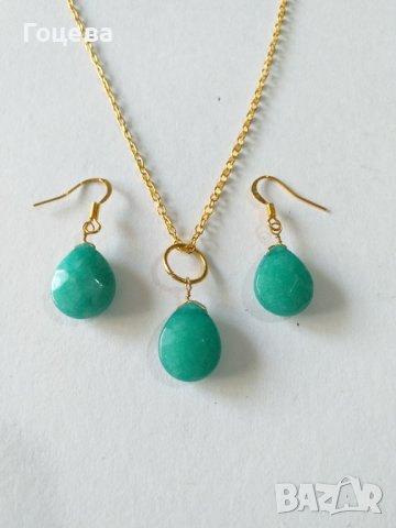 Прелестен комплект бижута обици и колие с красиви камъни Нефрит , снимка 1