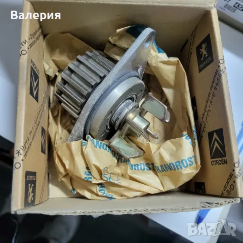 Водна помпа Peugeot/Citroen 1.4i, снимка 2 - Части - 49559130
