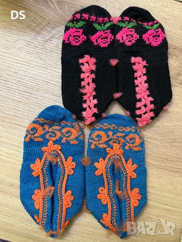 Плетени шапки,терлички за деца , снимка 12 - Дамски чорапи - 52965992