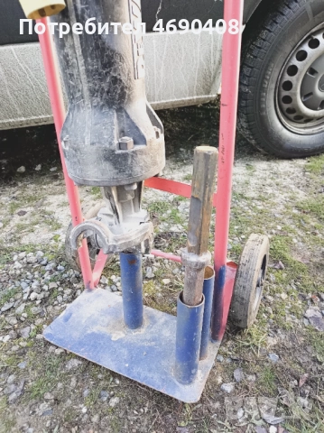 Професионален къртач , снимка 2 - Хидравлични и пневматични чукове - 52998397